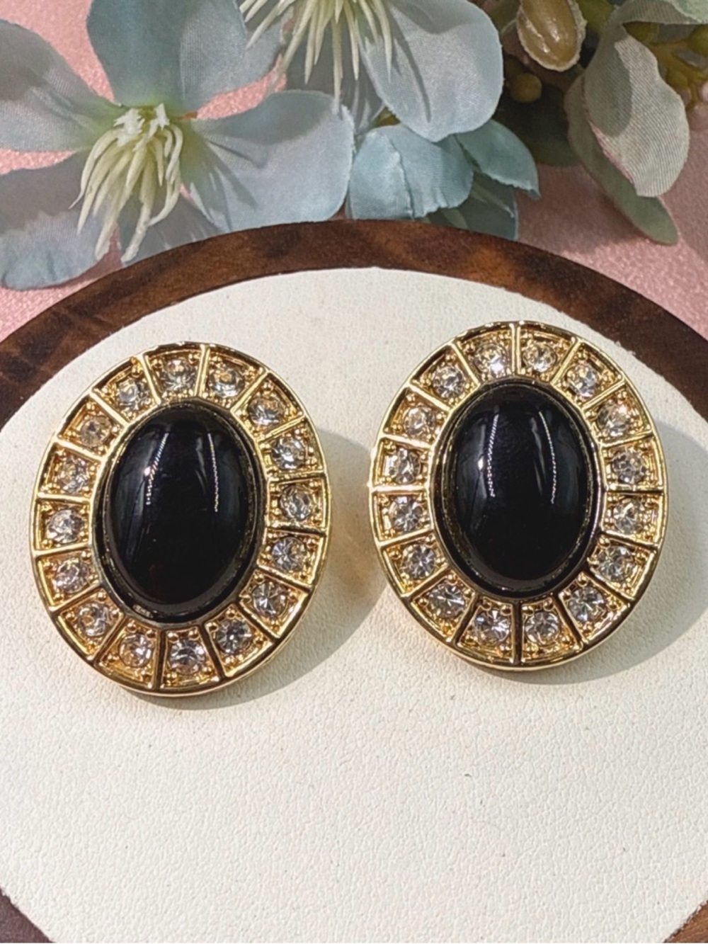 18k Gold-Plated Black Stone Oval Earrings with Crystal Halo (925 Posts)